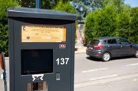 Les zones de parking 30 minutes gratuites, élargies à Charleroi? 