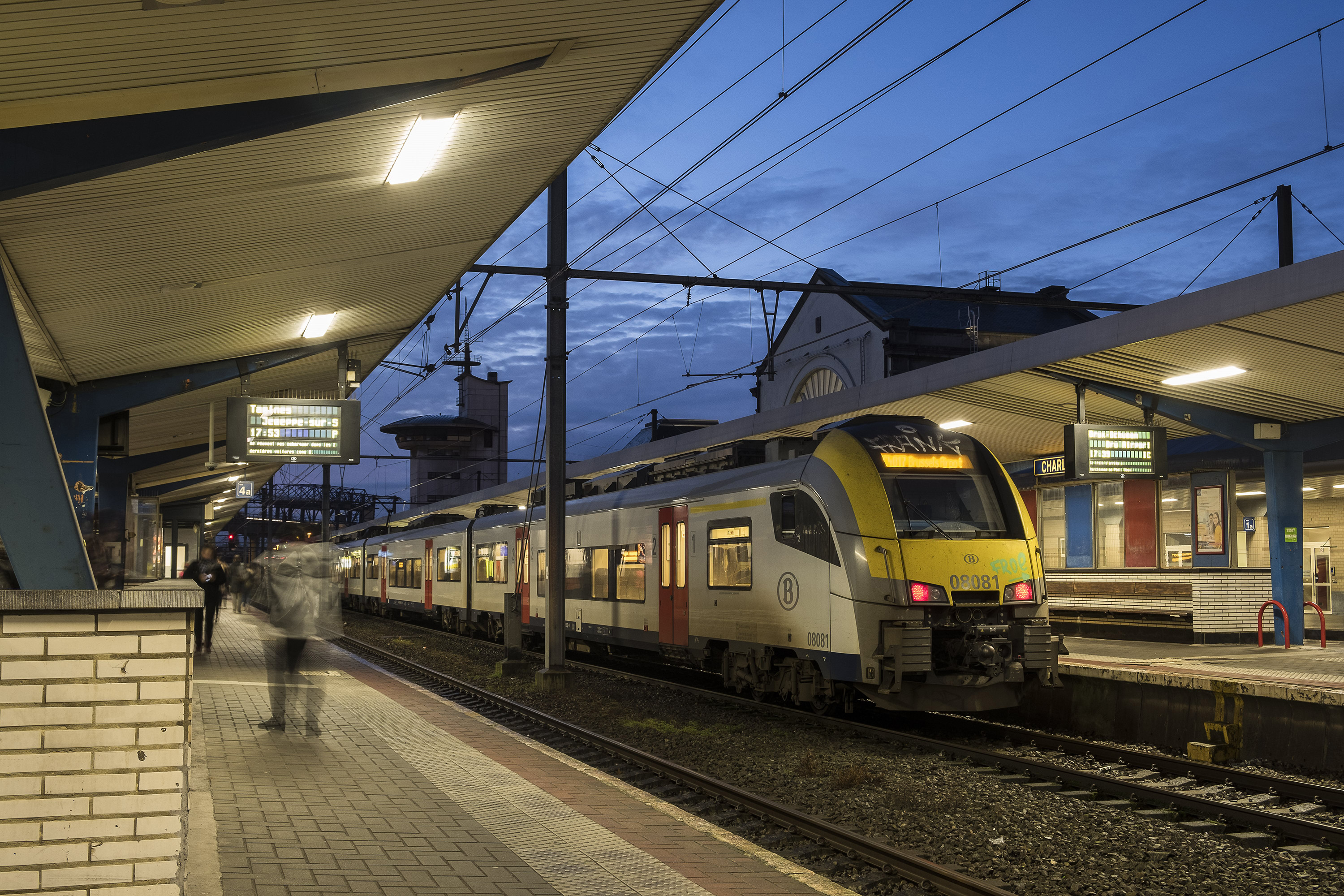 Le trafic est rétabli à Charleroi-Sud mais des retards sont à prévoir