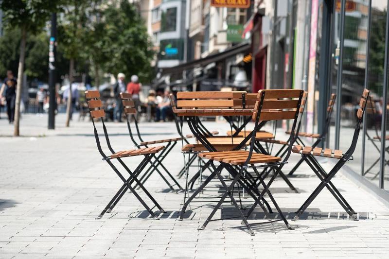 Charleroi: la Ville autorise la création ou l’extension temporaire de terrasses 