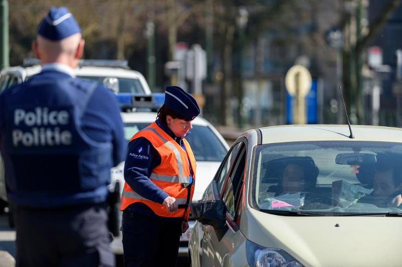 Zone Germinalt : des autocollants pour sensibiliser au stationnement gênant