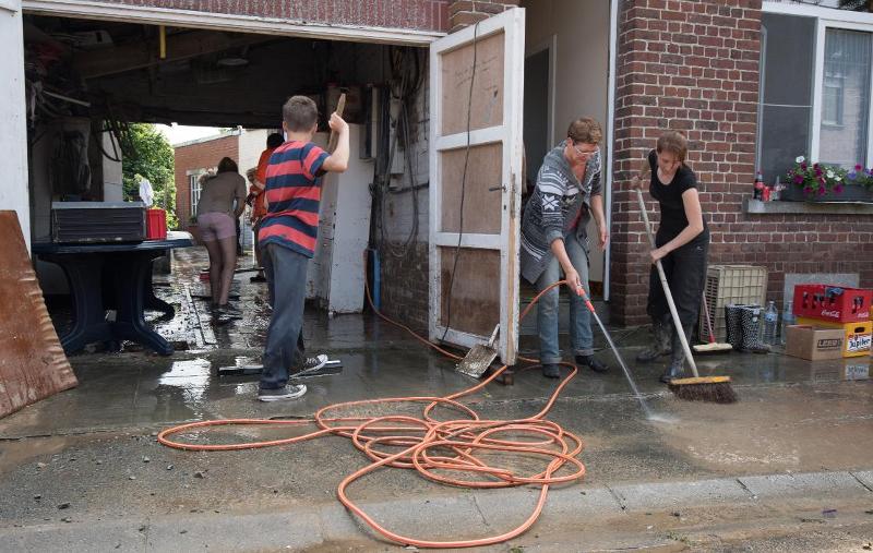 Inondations: fin de la phase fédérale de gestion des inondations