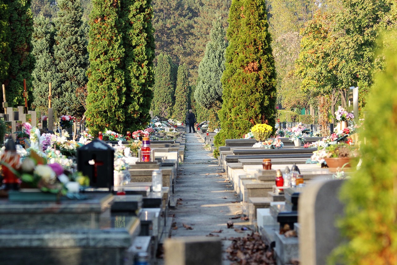 Montigny-le-Tilleul: Accès aux cimetières