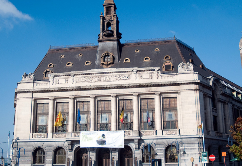 Conseil communal de Charleroi : les parkings, un éternel problème 