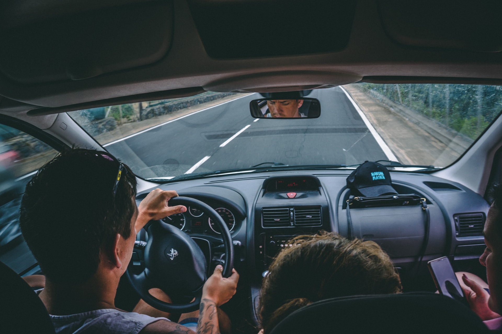 La voiture des voisins débarque aux Bons-Villers 