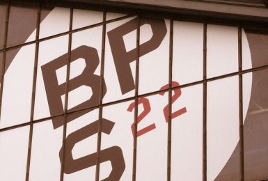 Bienvenue chez vous et la vieille bâtisse du BPS22