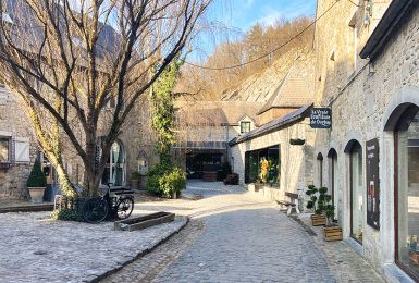 Bienvenue chez vous : Durbuy, à la découverte de la plus petite ville du monde