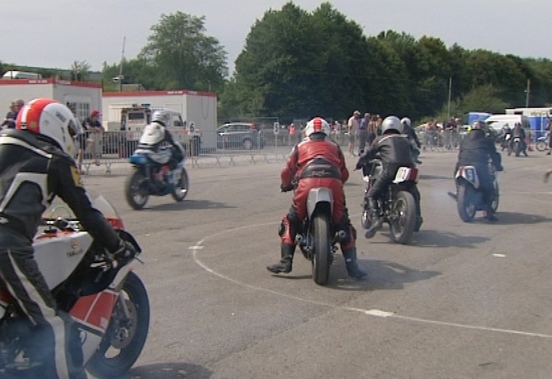 Classic Bikes sur le circuit de Chimay