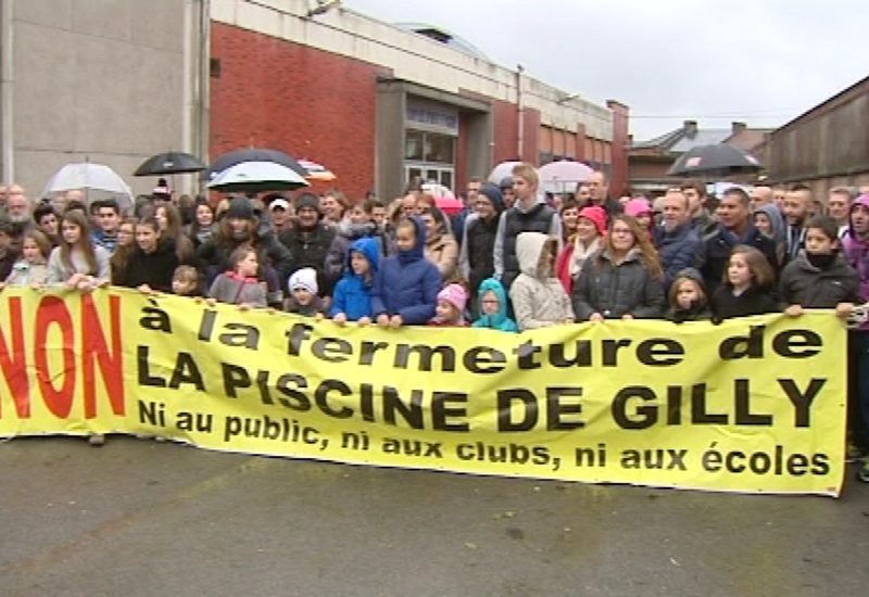 Grosse mobilisation pour sauver la piscine de Gilly