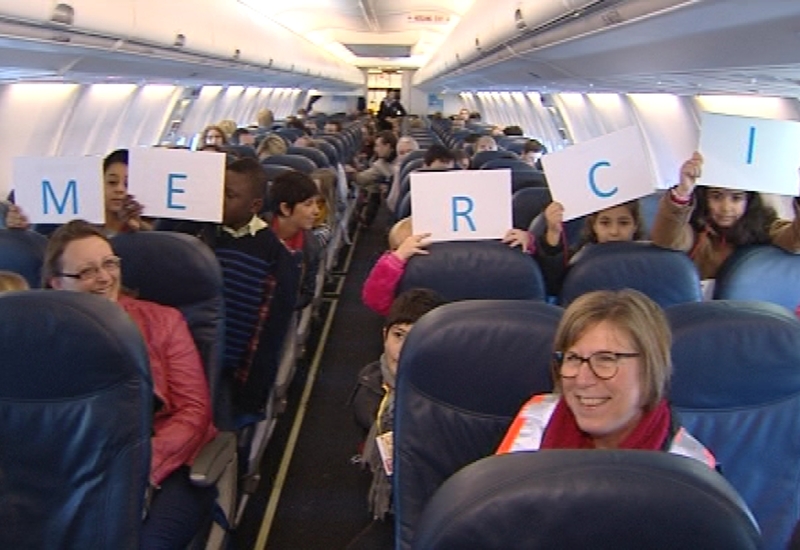 Baptême de l'air pour 600 enfants de la région !