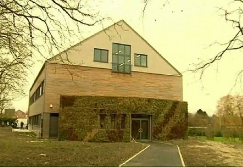 Dialogue Hainaut : Une nouvelle école en étrenne...