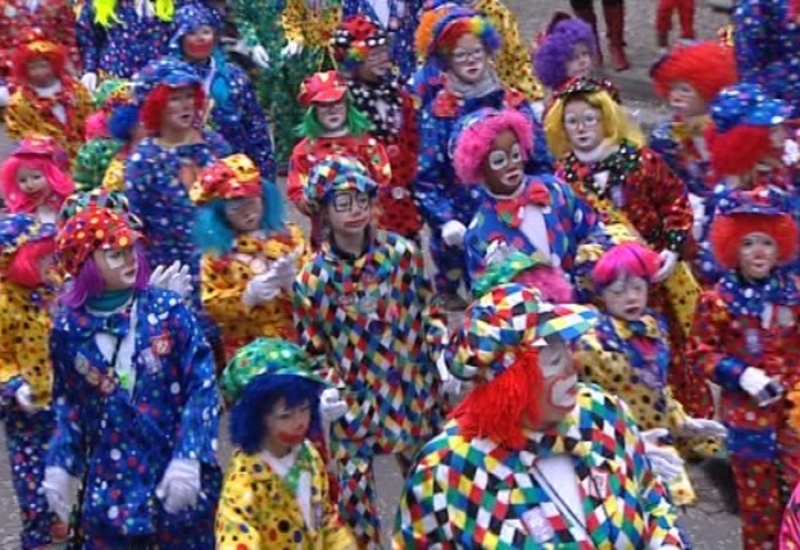 Les Chinels sont toujours les rois du carnaval de Fosses