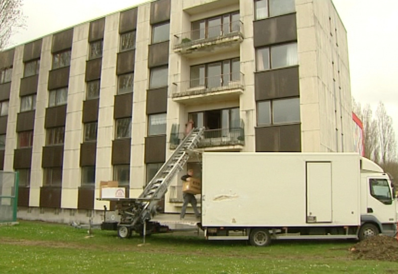 Déménagement des locataires de la Cité Centenaire