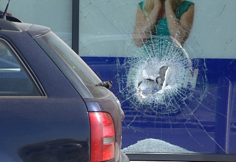 Plusieurs attaques à la voiture bélier à Charleroi