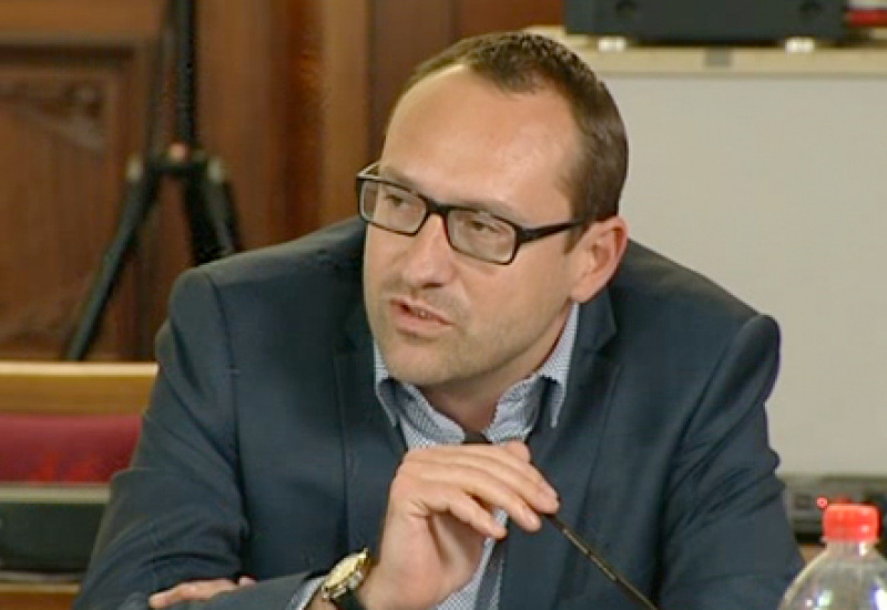 Augmentation des stages sportifs : réaction de Philippe Van Cauwenberghe