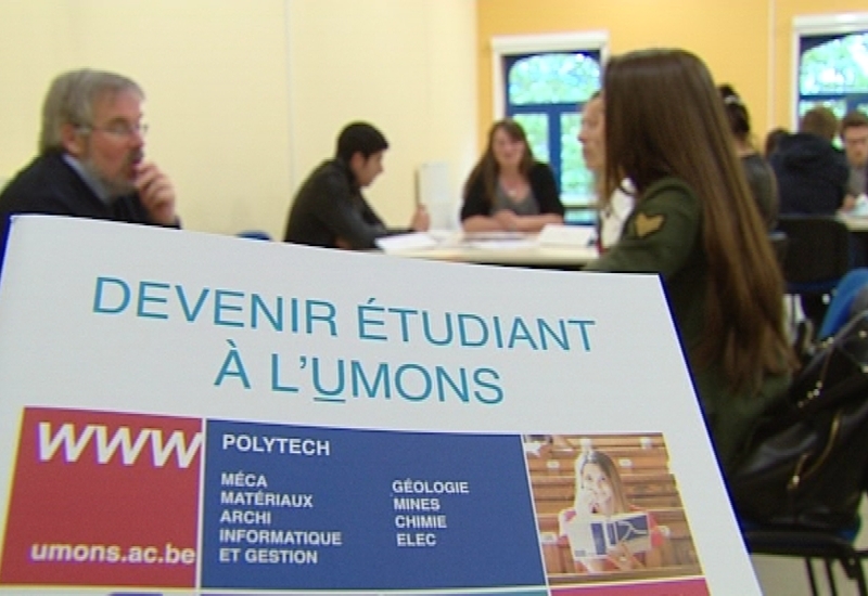 Portes ouvertes du campus carolo de l'Umons