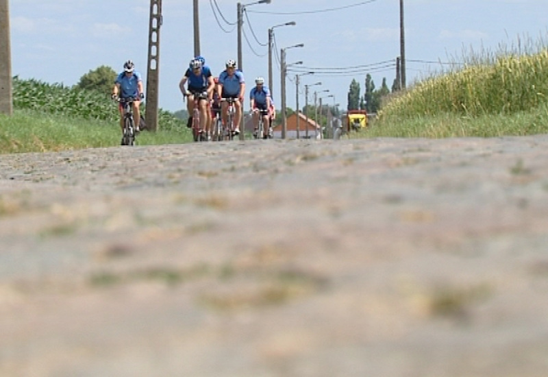 Nous avons effectué une reconnaissance du parcours du Tour de France à Pont-à-Celles