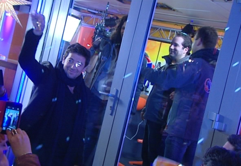 Viva For Life: Patrick Bruel a enfermé les animateurs!
