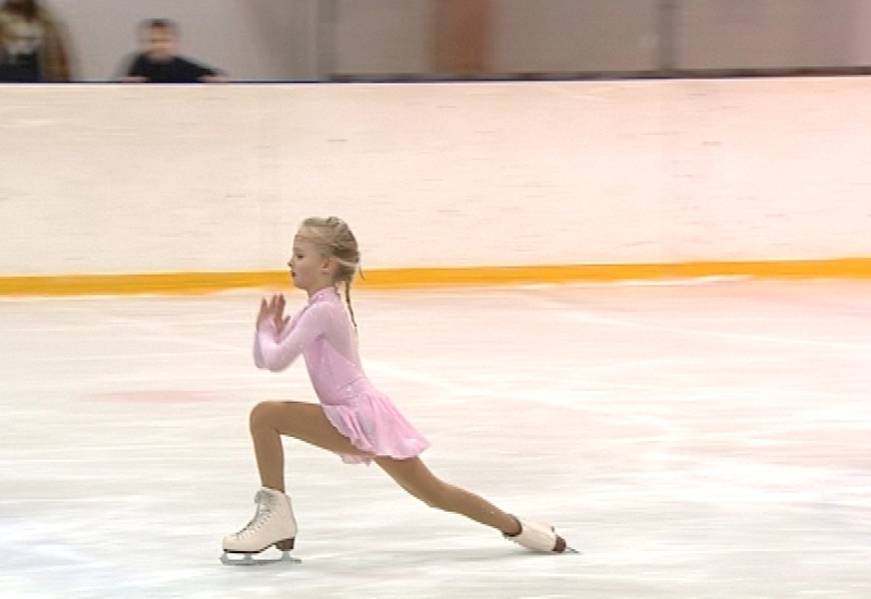 Rencontre avec Norah, 8 ans, future étoile du patinage artistique