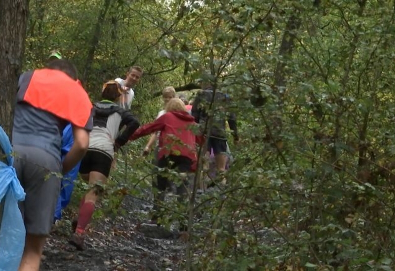 Le Mont Blanc du Pays Noir : les joggeurs ont gravi le terril du Bois du Cazier pour la bonne cause