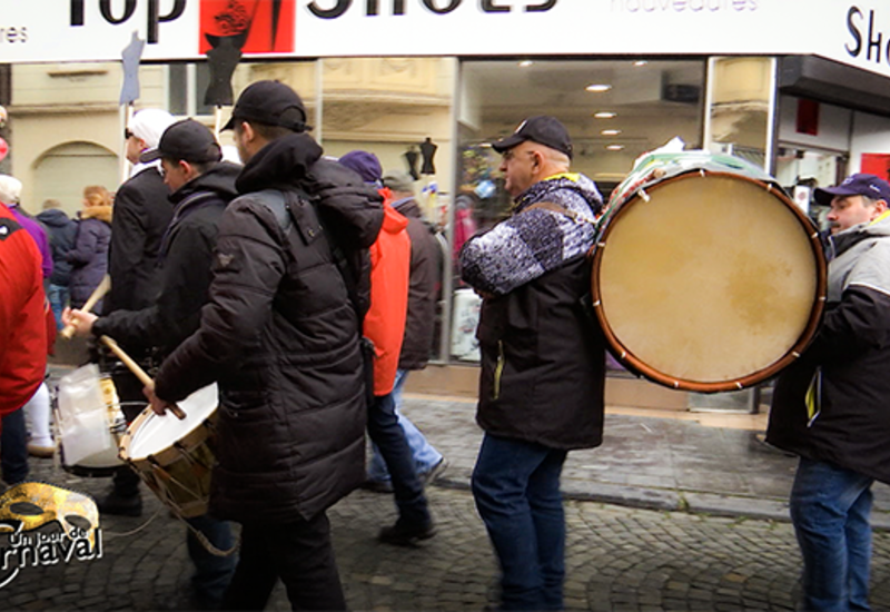 Un jour de carnaval: Le rythme du Gille, c'est aussi la Grosse Caisse