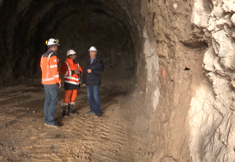 Une grotte créée à coups d'explosifs pour faire du bon vin