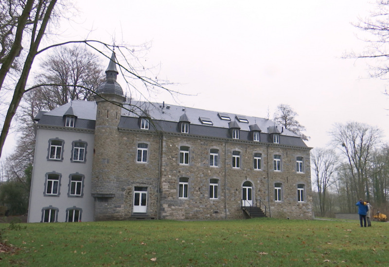  Des appartements au Château de Bomerée! 