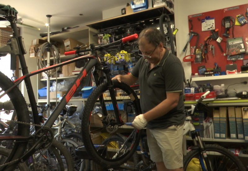 C’est le sprint pour les magasins de vélos