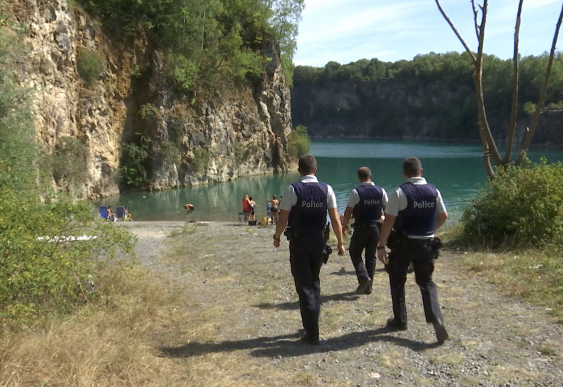 Gros déploiement de police à la carrière Gralex ! 