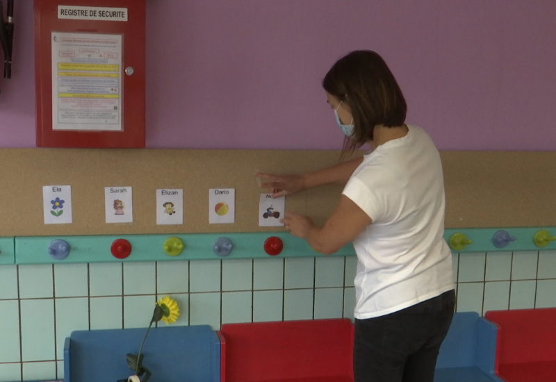 Derniers préparatifs à l'école du Roctiau avant le jour J