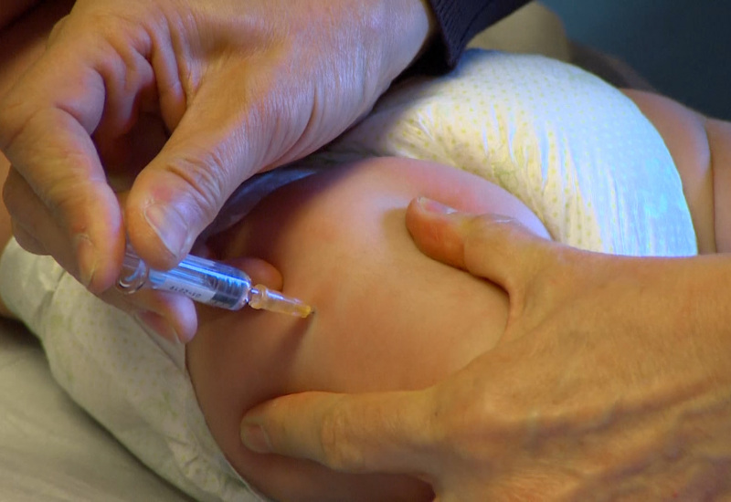 Vaccination: ne pas oublier les autres maladies comme la rougeole ou la coqueluche