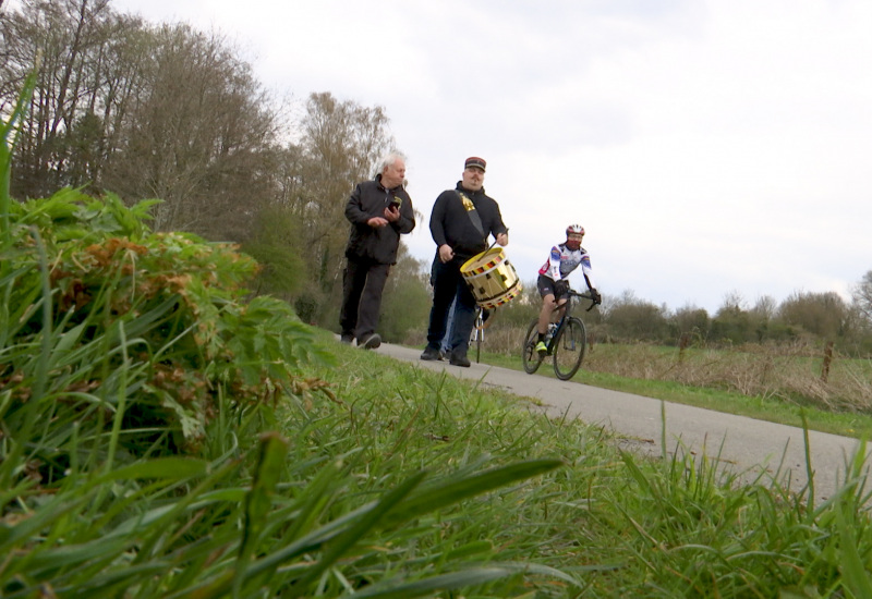 Un marcheur va faire le tour de l'Entre-Sambre-et-Meuse en tambourant !