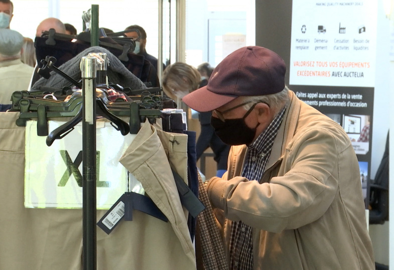 Châtelet : en liquidation judiciaire, l'ancien magasin Carlo & Fils liquide ses stocks à prix réduit