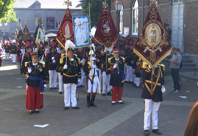 Gerpinnes : L'inauguration des bas-reliefs aux airs d'une Sainte-Rolende