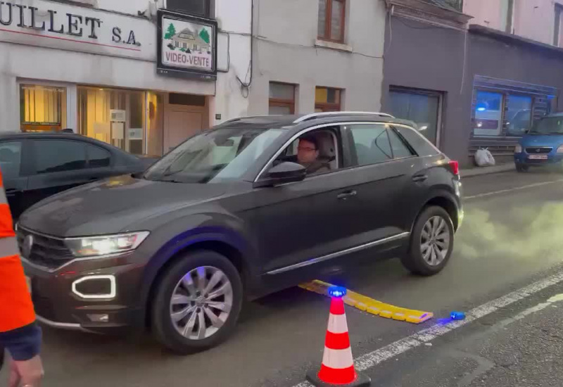 Une action de la police entrave l'entrée de Charleroi sur la N5 (video)