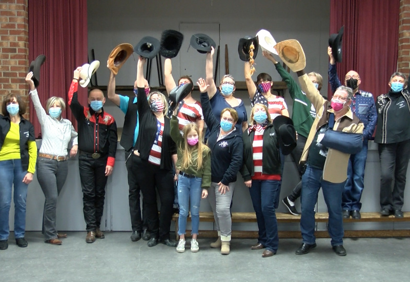 C Local - Portrait des United Eagles Dancers