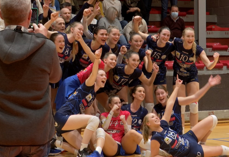 Tchalou s'impose au bout du suspense dans le derby carolo face à Charleroi Volley