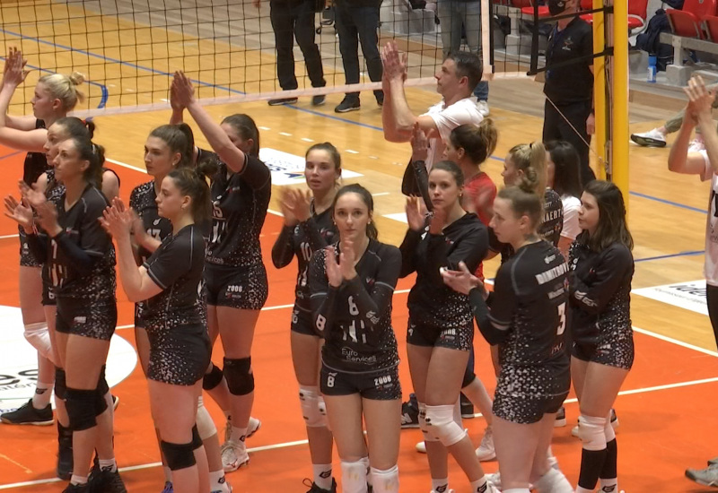 Charleroi Volley passe à côté de la montre en or