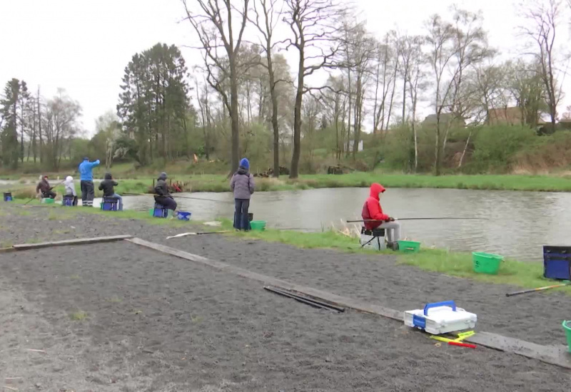 Lobbes: les enfants ont la pêche ! 