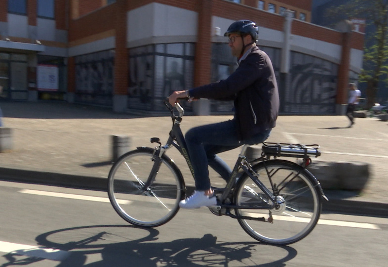 Le CPAS de Charleroi se dote de vélos électriques