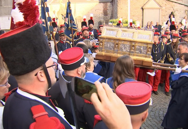 Sainte Rolende : la grande rentrée solennelle de la procession 