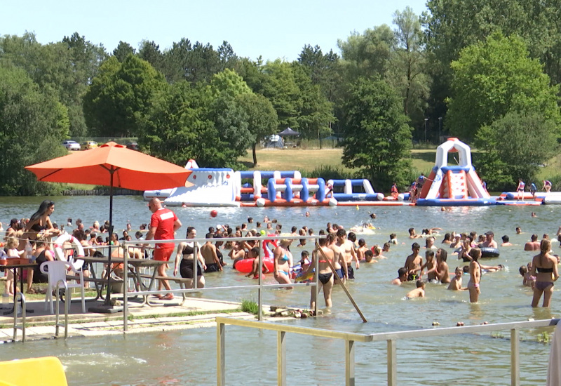 Godarville: le domaine de Claire-Fontaine pris d'assaut pour lutter contre canicule