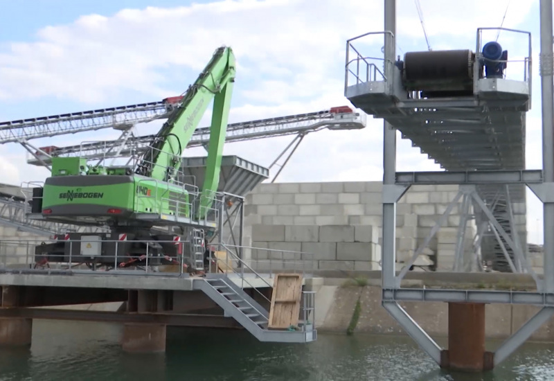 Voyage à Lyon: la délégation Carolo visite le Port de Lyon, la seule plateforme multimodale de la région