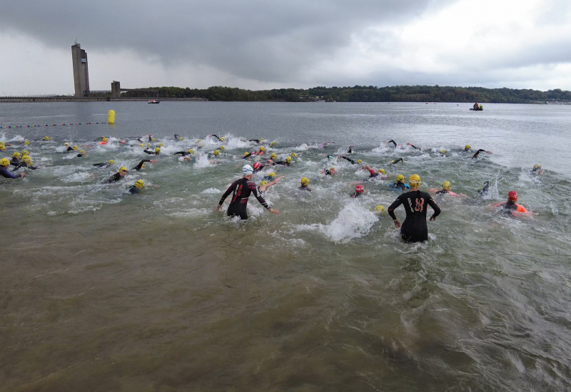 Edition pluvieuse mais heureuse pour le Triathlon des Lacs de l'Eau d'Heure