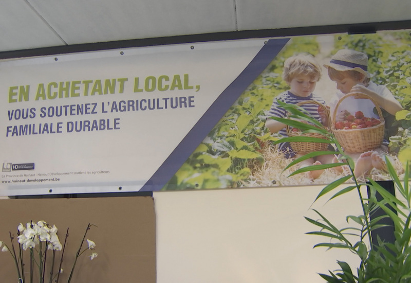 "Oh, la Bâche ! Local sinon rien", une nouvelle campagne pour renforcer la visibilité des agriculteurs