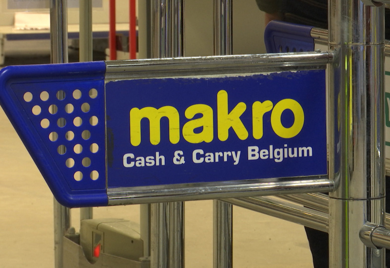 Fermeture des magasins Makro : « C’était une institution pour nous  »