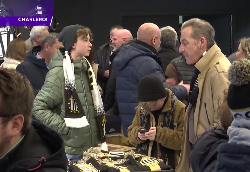 La nouvelle boutique du Sporting de Charleroi a été inaugurée avec des supporters