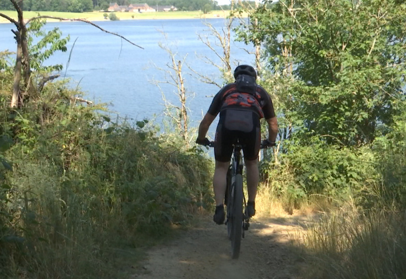 Le VTT des Lacs de l'Eau d'Heure a réussi sa vingtième sous le soleil ! 