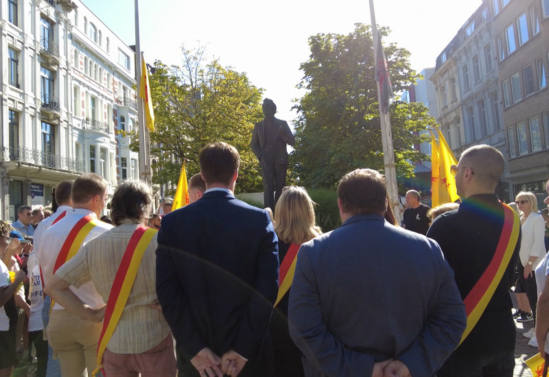 Charleroi - Bourgmestres et riverains rendent hommage à Jacques Bertrand et Jules Destrée ! 