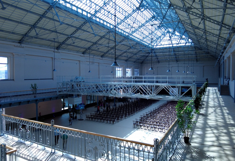 Visite et découverte du Bâtiment Zénobe Gramme avec deux futures étudiantes