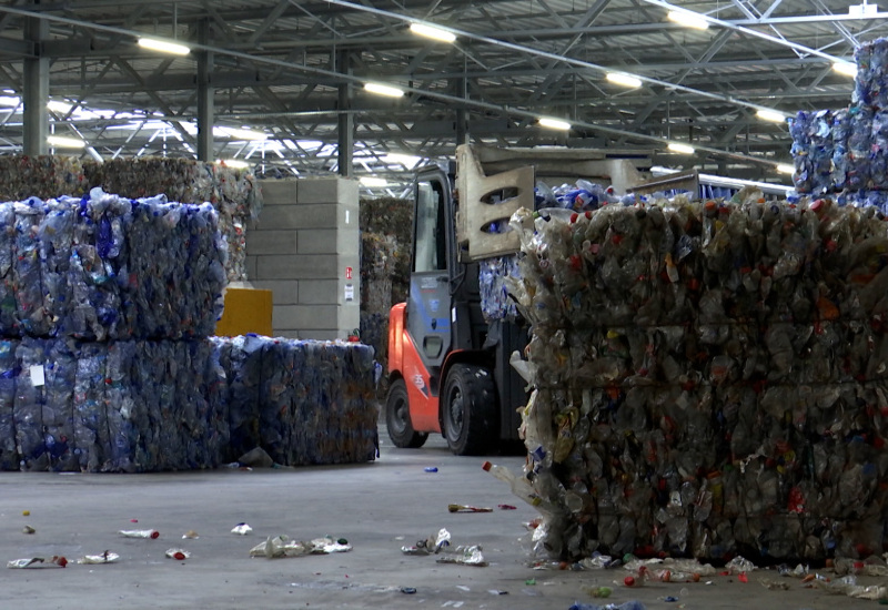 Filao : une 1ère usine belge de recyclage de bouteilles en plastique à Charleroi